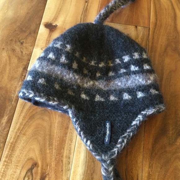 ✔️ Everest Wool Hat with Earflaps Made in Nepal - Picture 3 of 8